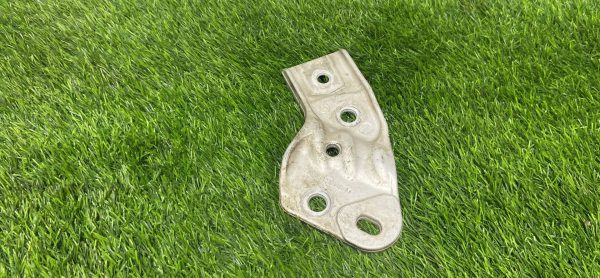 Кронштейн передний левый Mercedes Benz GLC X253