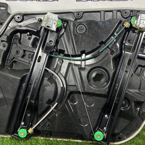 Стеклоподъёмник двери передний левый для Mercedes С Класс W205