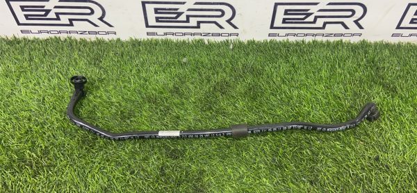 Трубка вакуумная m276 Mercedes W212