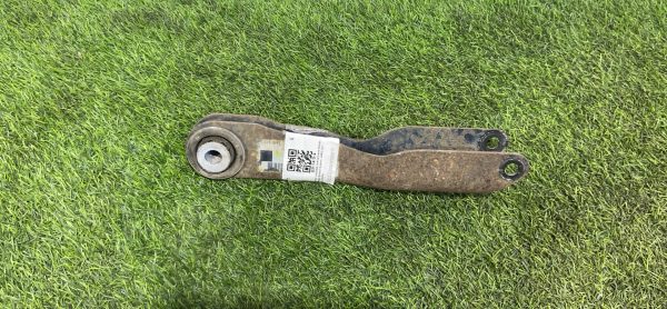 Рычаг задний левый Land Rover Range Rover 4 рест.