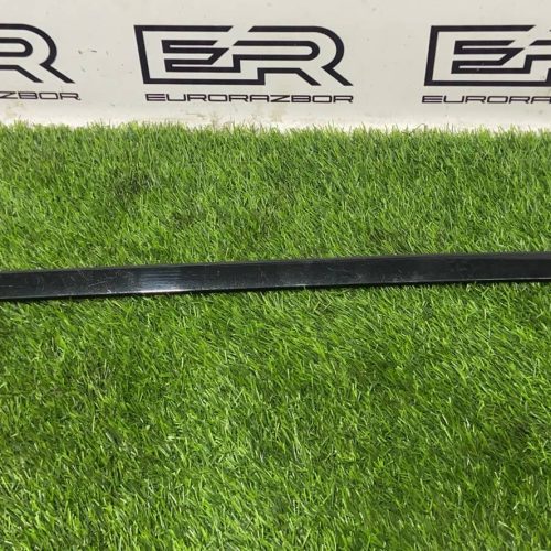 Молдинг лобового стекла X5 F15