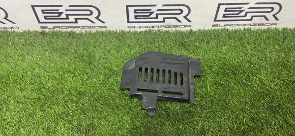 Пластик салона Toyota Hilux 8 Рест