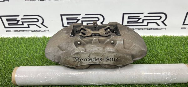 Суппорт передний левый Mercedes CLS C257