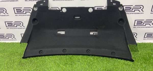 Обшивка крышки багажника Mercedes W213 C257