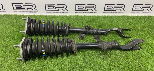 Передние амортизаторы Mercedes CLS C257