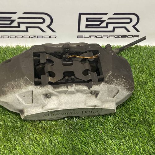 Суппорт передний правый Mercedes W213