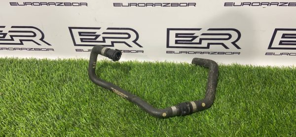 Патрубок Mercedes C257