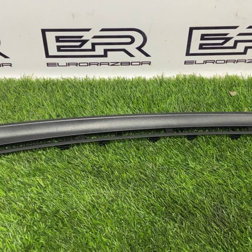 Воздуховод в торпедо Mercedes GLC X253