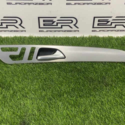 Накладка двери передней правой Mercedes Benz GLE