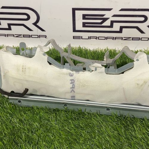 Подушка безопасности коленная водителя Mercedes E Class w212 рестайлинг