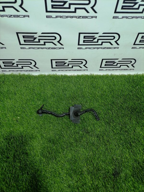 Трубка вакуумная Mercedes E Class w212 рестайлинг