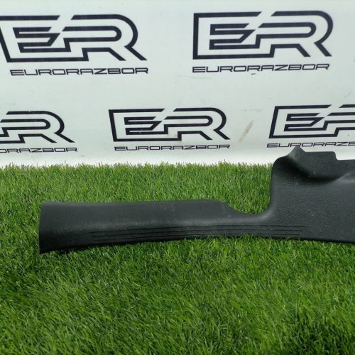 Накладка внутренняя на порог задняя левая Mercedes X253