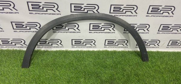 Накладка колёсной арки задняя правая Mercedes GLC X253 C253