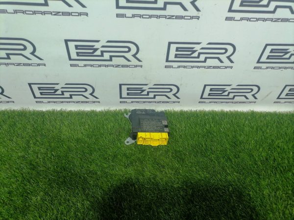 Блок управления подушками безопасности Mercedes GLC X253 C253