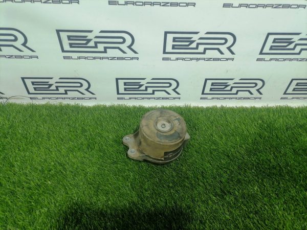 Подушка двигателя правая Mercedes GLC X253 C253