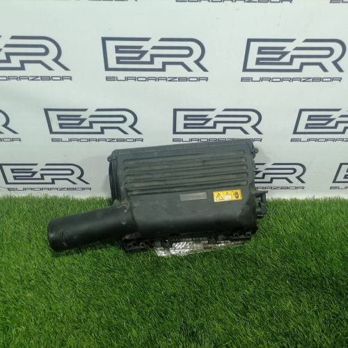 Корпус воздушного фильтра Mercedes GLC X253 C253