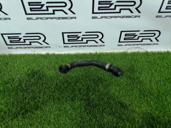 Патрубок охлаждения Mercedes CLS C218 AMG GT