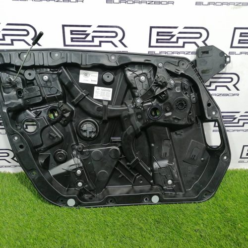 Кронштейн ручки двери передней левой Mercedes Benz GLC Class X253