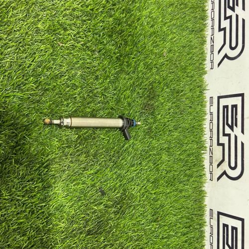 Топливная форсунка Mercedes W213