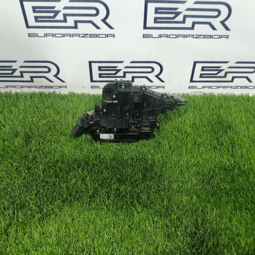 Замок двери задней левой Mercedes Benz C