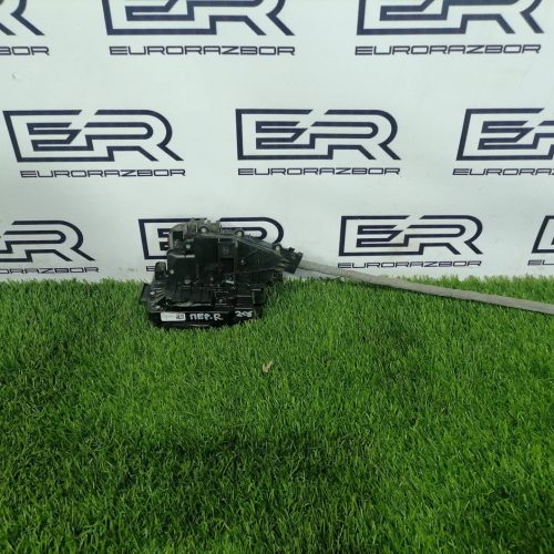 Замок двери передний правый Mercedes С W205