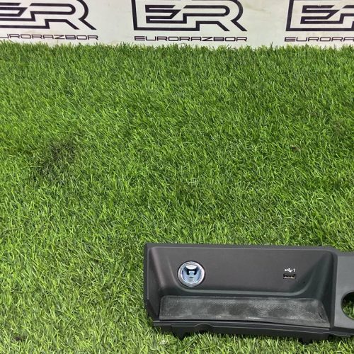 Разъём AUX/USB Audi A5/S5 (F5)