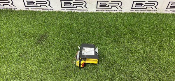 Блок управления подушками безопасности (Airbag) Audi A5/S5 (F5)