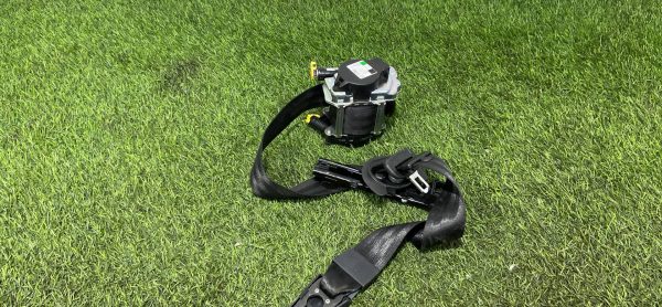 Ремень безопасности передний правый Audi A5/S5 (F5)