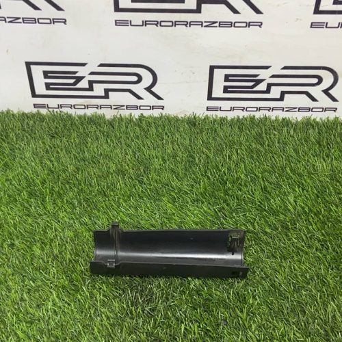 Кабельная шахта Mercedes Benz Sprinter A9068210689