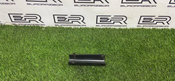 Кабельная шахта Mercedes Benz Sprinter A9068210689