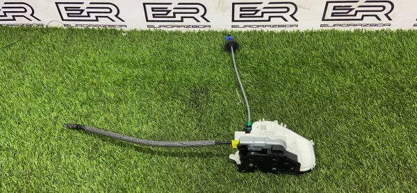 Замок двери задний левый Audi A5/S5 (F5)