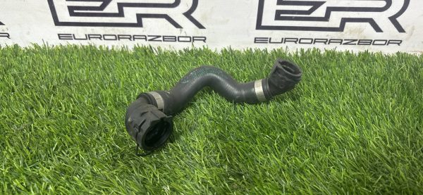 Патрубок системы охлаждения BMW 540I G30 G31