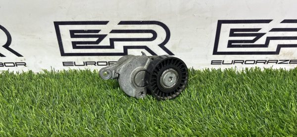 Ролик натяжителя ремня Mercedes S63 AMG W222