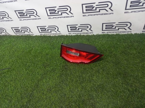 Фонарь в крышку багажника левый Jaguar F Pace