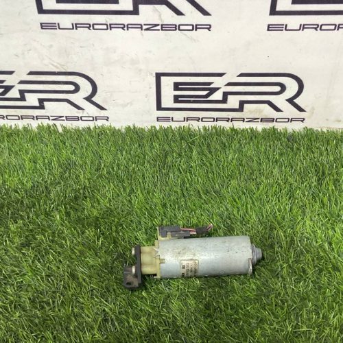 Моторчик регулировки сиденья VW Touareg 2002 2010.