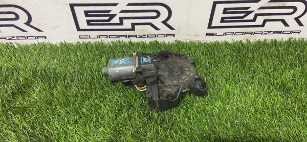 Моторчик стеклоподъемника передний левый Ford Focus II (2008 2011) 2009 б/у оригинал.