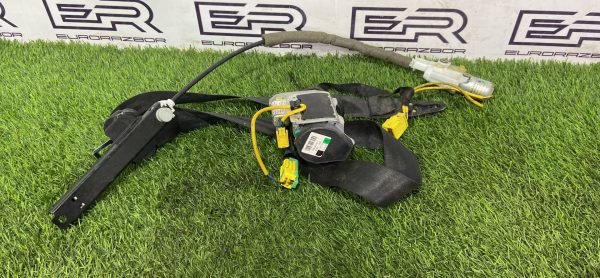 Ремень передний правый Volkswagen Touareg