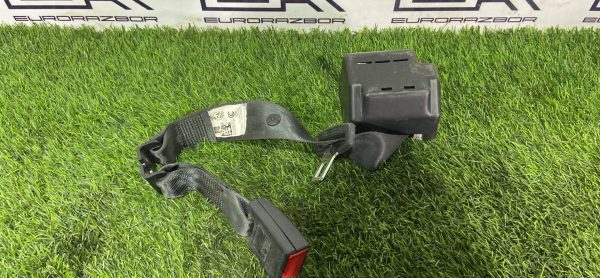 Ремень безопасности Volkswagen Polo