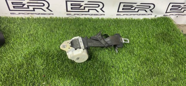 Ремень безопасности Passat [B6]