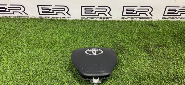 Подушка безопасности в руль Toyota Rav 4