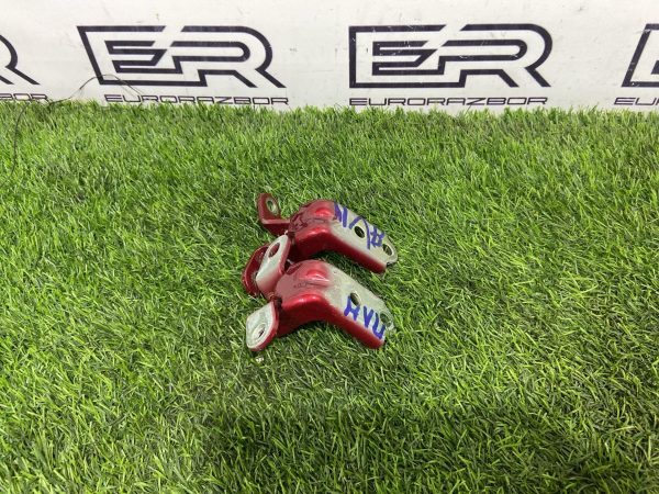 Петли двери передней левой Kia K5 3