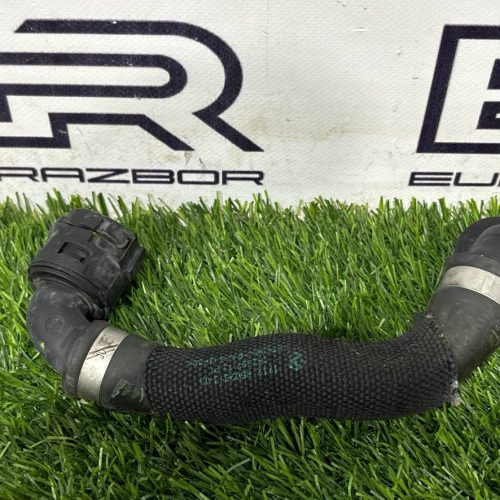 Патрубок охлаждения BMW F10