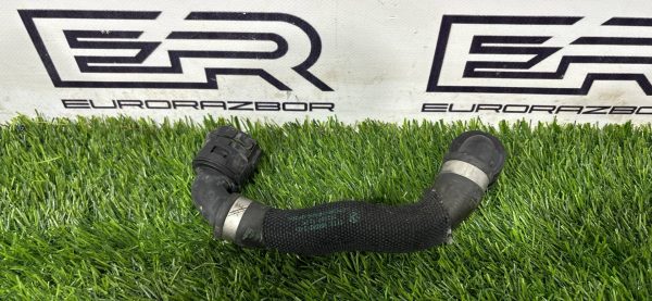 Патрубок охлаждения BMW F10