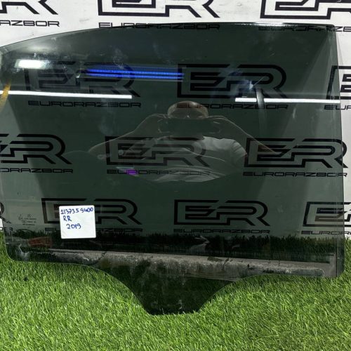 Стекло двери заднее правое Mercedes W213 W205 X253 2019г.