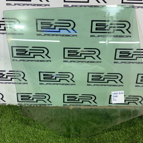 Стекло двери заднее левое Volvo XC90 2017г.