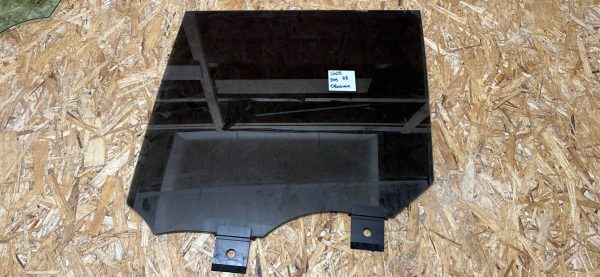 Стекло двери заднее правое Range Rover L405 2015г.