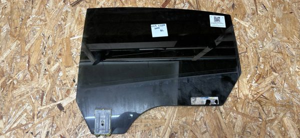 Стекло двери заднее левое Mercedes Benz C257 2017г.