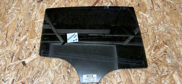 Стеклo двеpи задней правой для Mеrcedes Benz GLС Класс X253/C253 2018г.