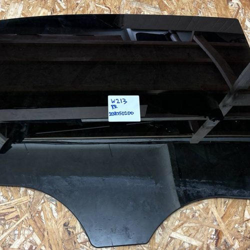Стекло двери заднее правое Mercedes W213 W205 X253 2019г.