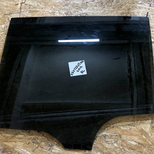 Стеклo двеpи задней левой для Mеrcedes Benz GLС Класс X253/C253 2018г.